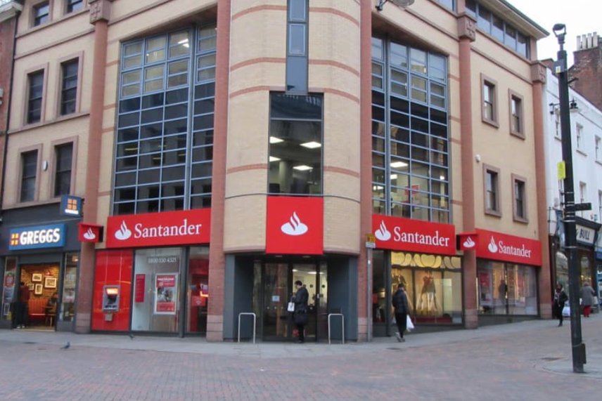 Santander prepares sale of 1.5 billion euro portfolio