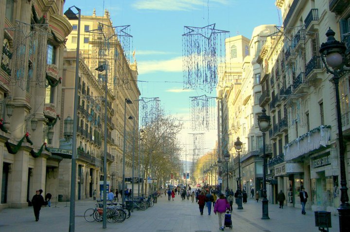 El Corte Inglés placed two buildings, one in Madrid, the other in Barcelona, on sale, for €400M