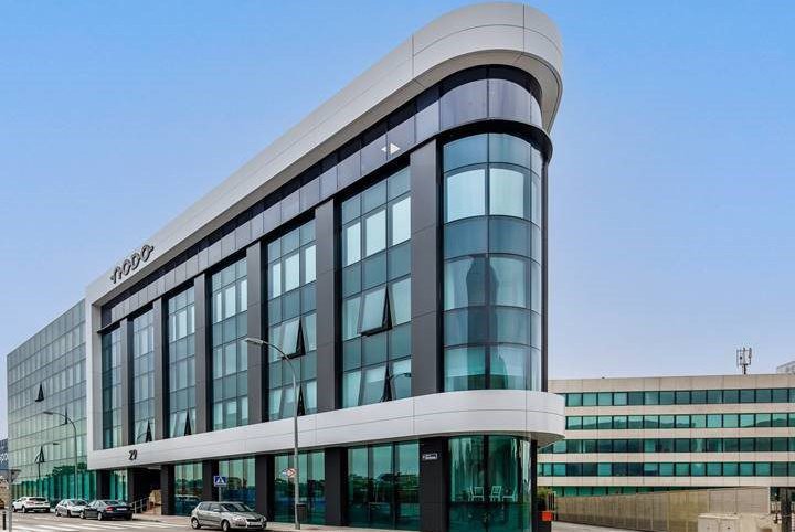 Angelo Gordon and IBA Capital Partners sell the Nodo Building to Corum